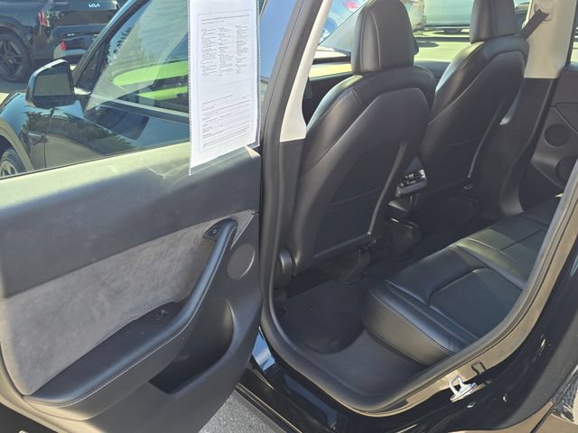 Used 2022 Tesla Model Y Performance AWD/4WD image 17