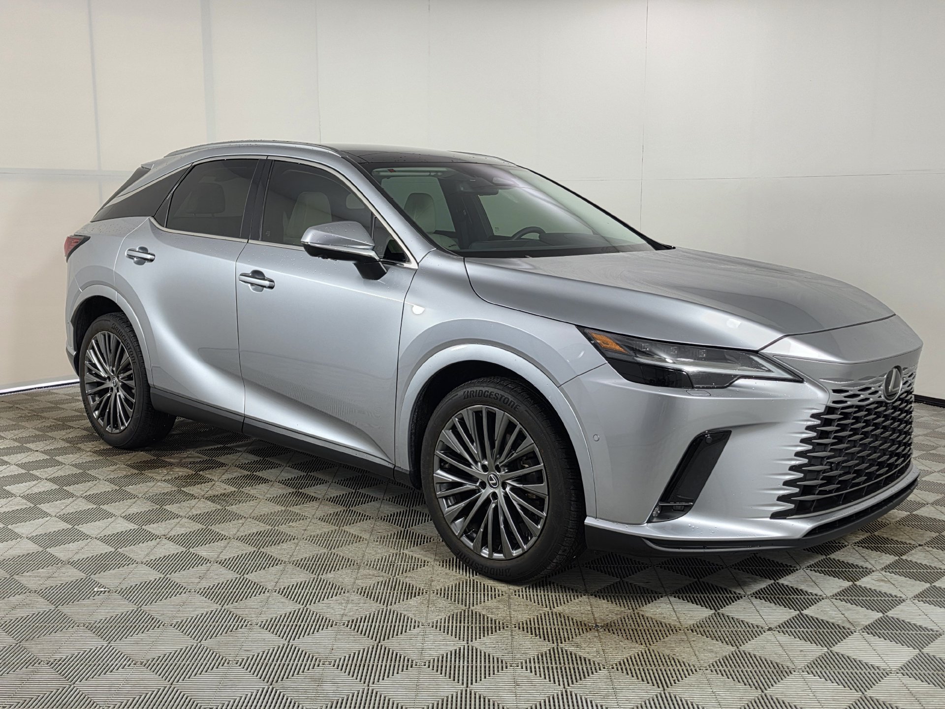 Used 2024 Lexus RX 350 FWD w/ Convenience Package