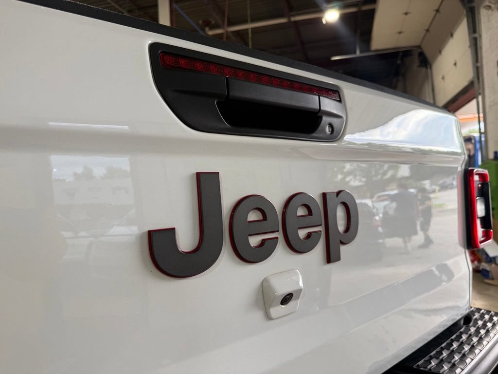 Used 2021 Jeep Gladiator Rubicon AWD/4WD image 26