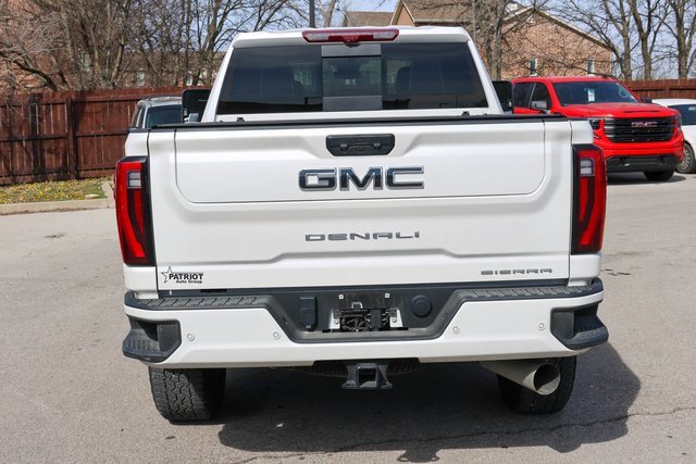 Used 2025 GMC Sierra 2500 Denali Ultimate image 5