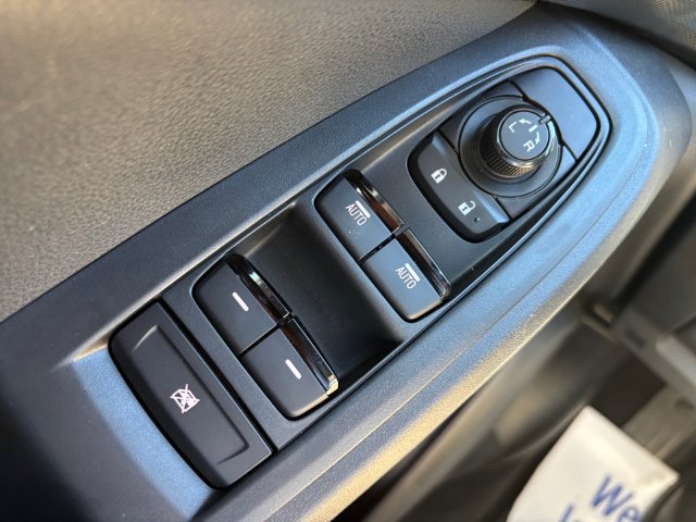 Used 2025 Subaru Crosstrek 2.5i Premium w/ Convenience Package #2 AWD/4WD image 16