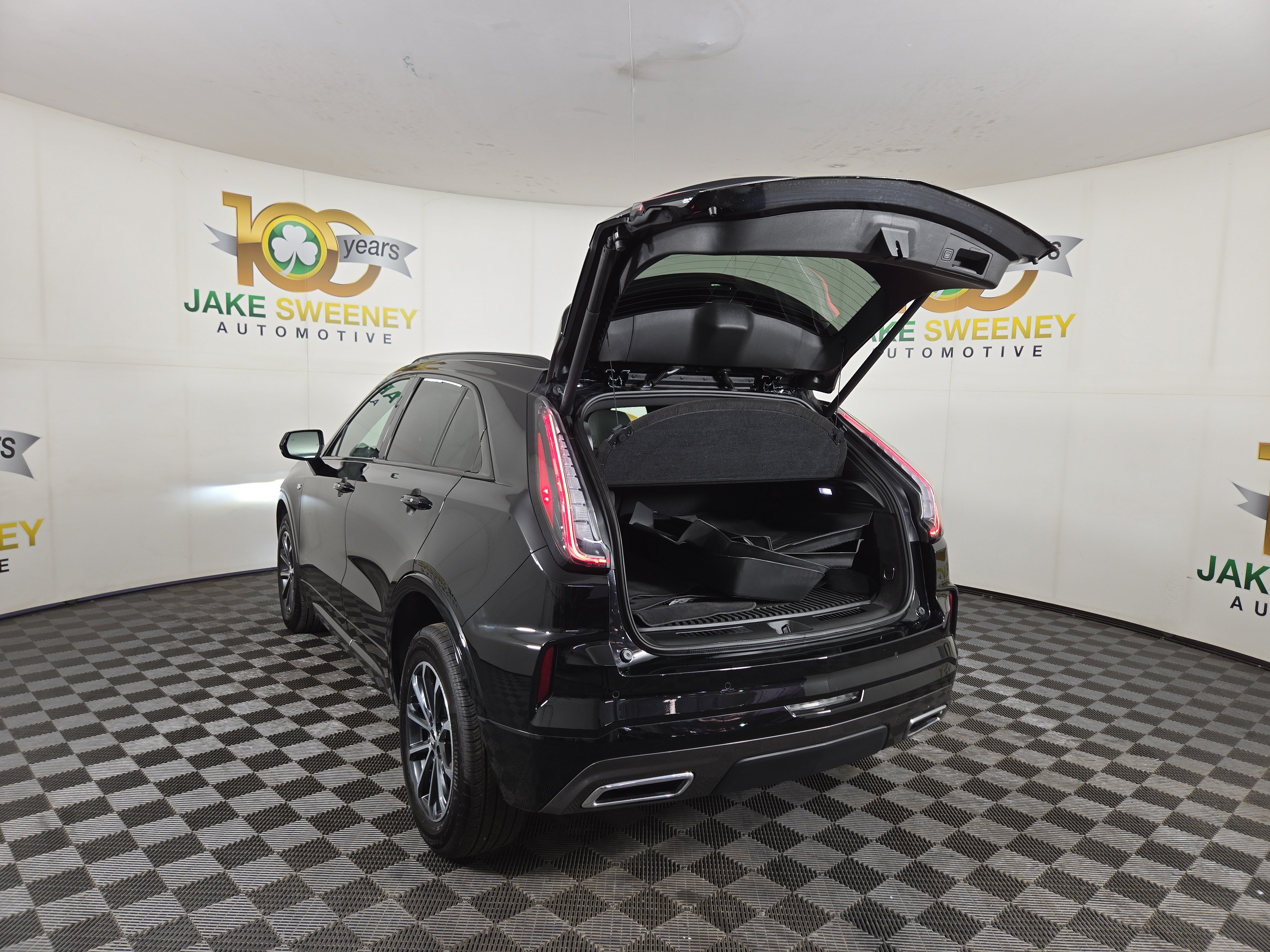 Certified 2024 Cadillac XT4 Sport AWD/4WD image 33