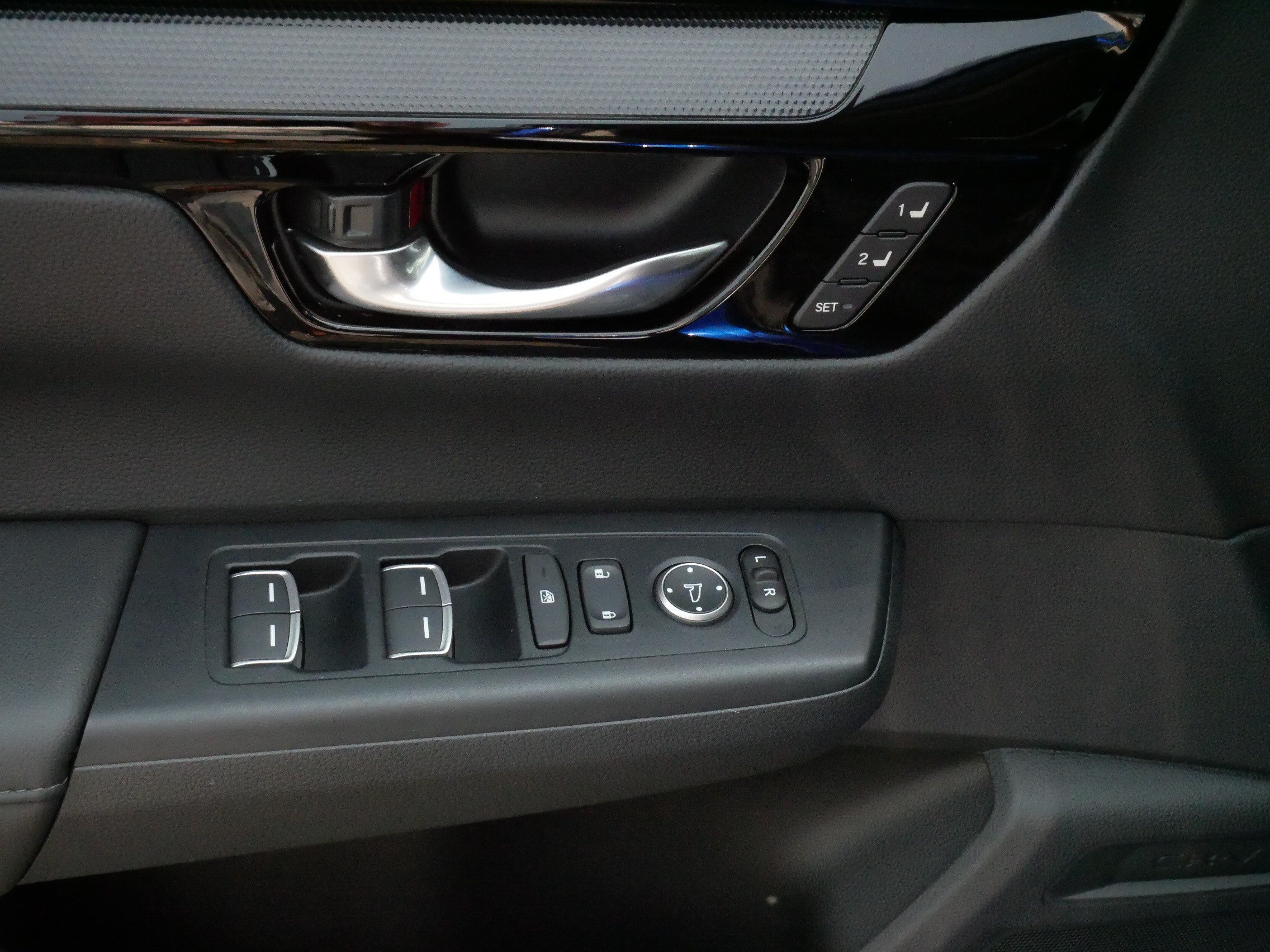 Used 2024 Honda CR-V EX-L image 19