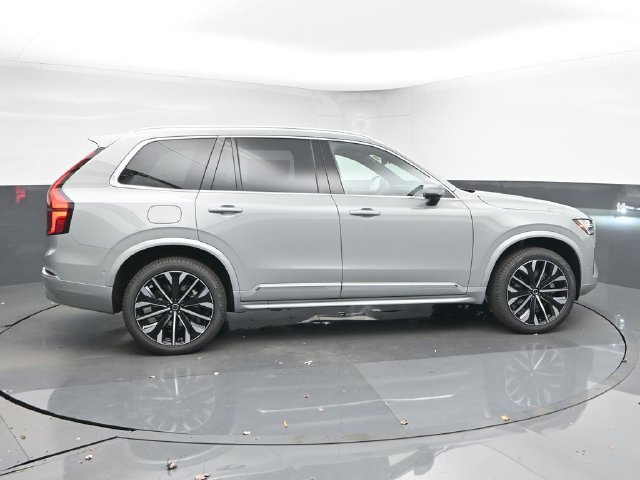 New 2026 Volvo XC90 B6 Plus w/ Protection Package Premier AWD/4WD image 8