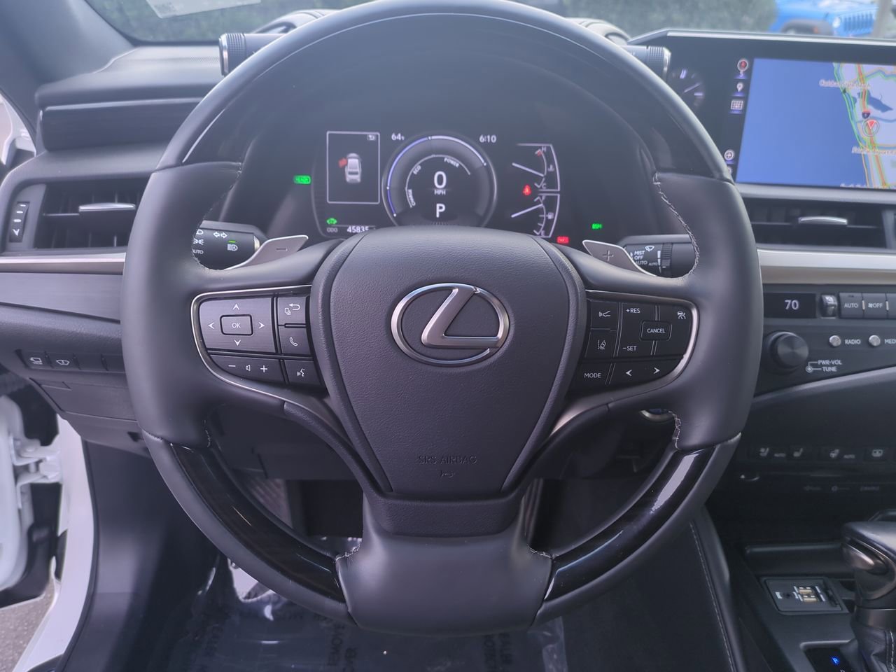 Used 2019 Lexus ES 300h w/ Luxury Package image 19