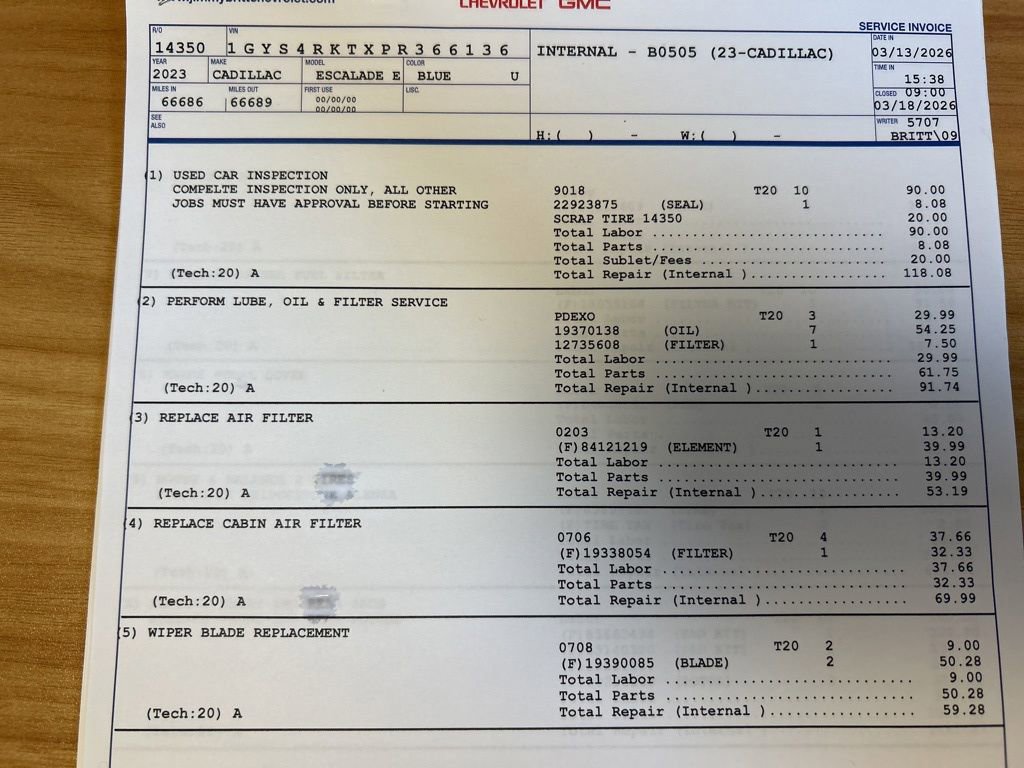 Used 2023 Cadillac Escalade ESV Sport Platinum w/ LPO, ONYX Package image 23