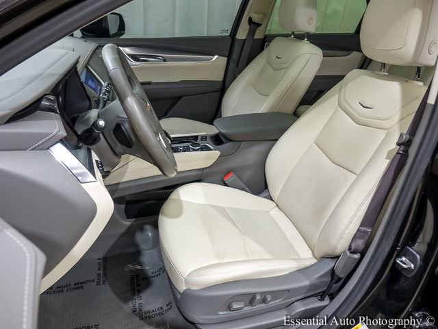 Certified 2023 Cadillac XT5 Premium Luxury w/ Technology Package AWD/4WD image 10
