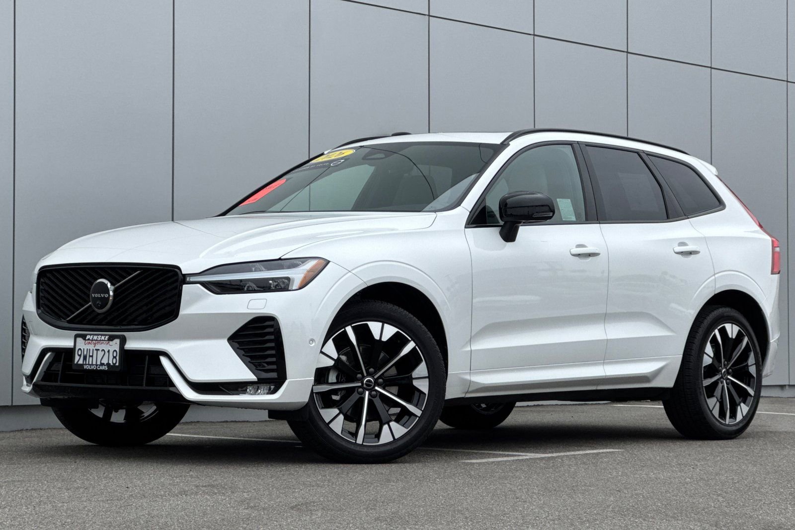 Certified 2026 Volvo XC60 B5 Plus w/ Climate Package PRO AWD/4WD image 1