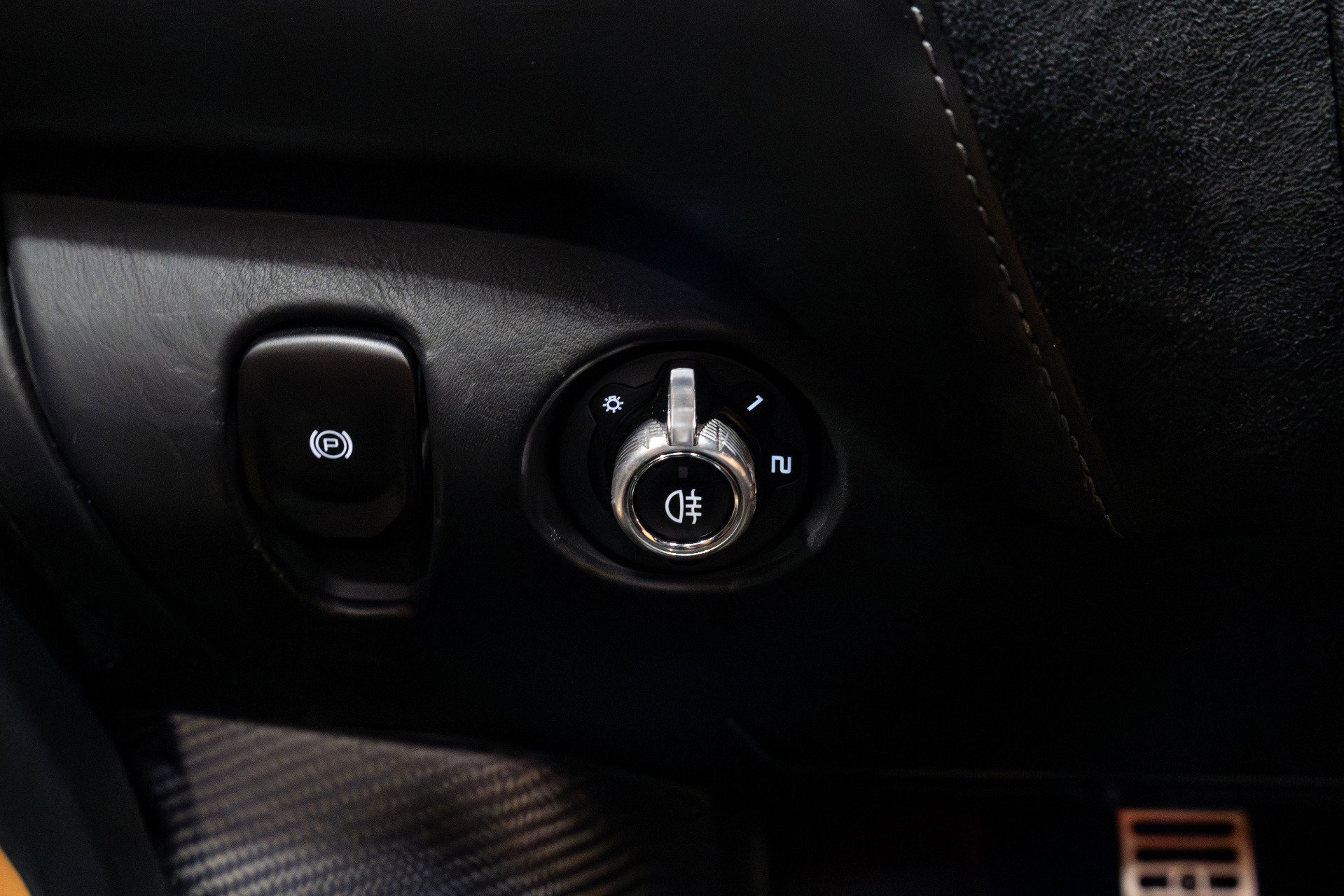 Used 2019 McLaren 720S Luxury RWD image 57