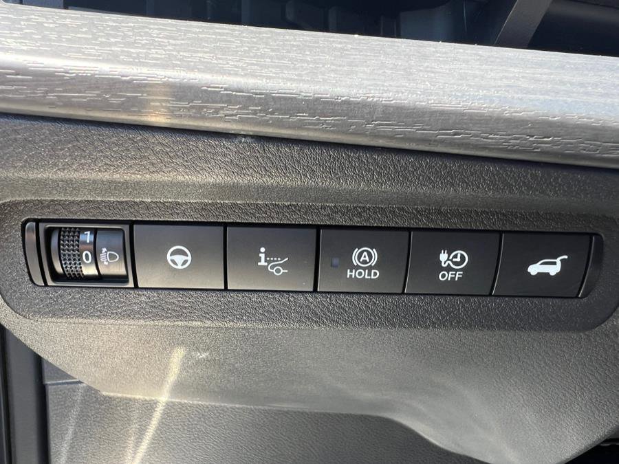 Used 2025 Nissan Ariya FWD image 21