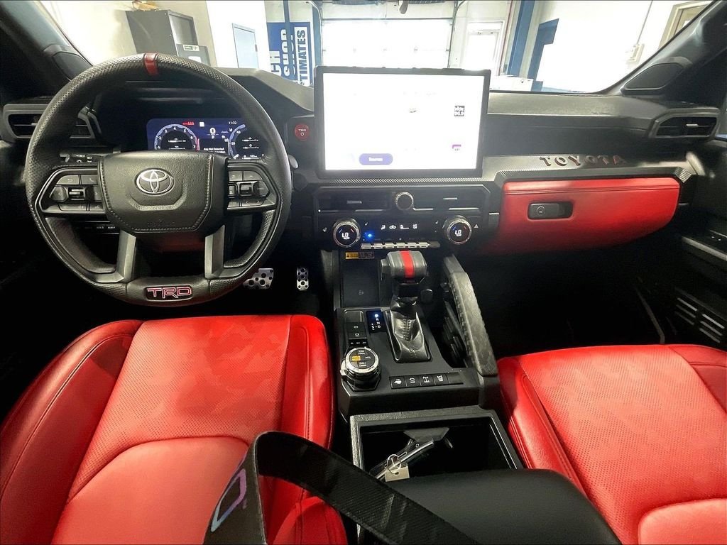 Used 2025 Toyota Tacoma TRD Pro AWD/4WD image 21