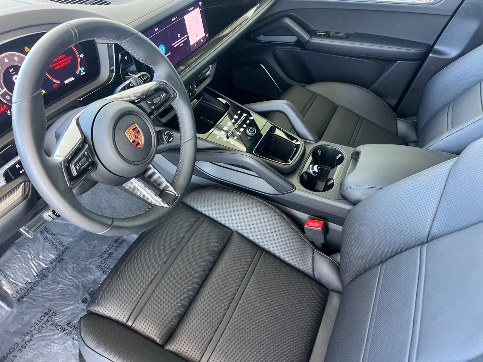 Used 2026 Porsche Cayenne GTS AWD/4WD image 4