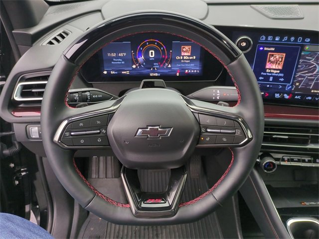 Certified 2025 Chevrolet Traverse RS image 13