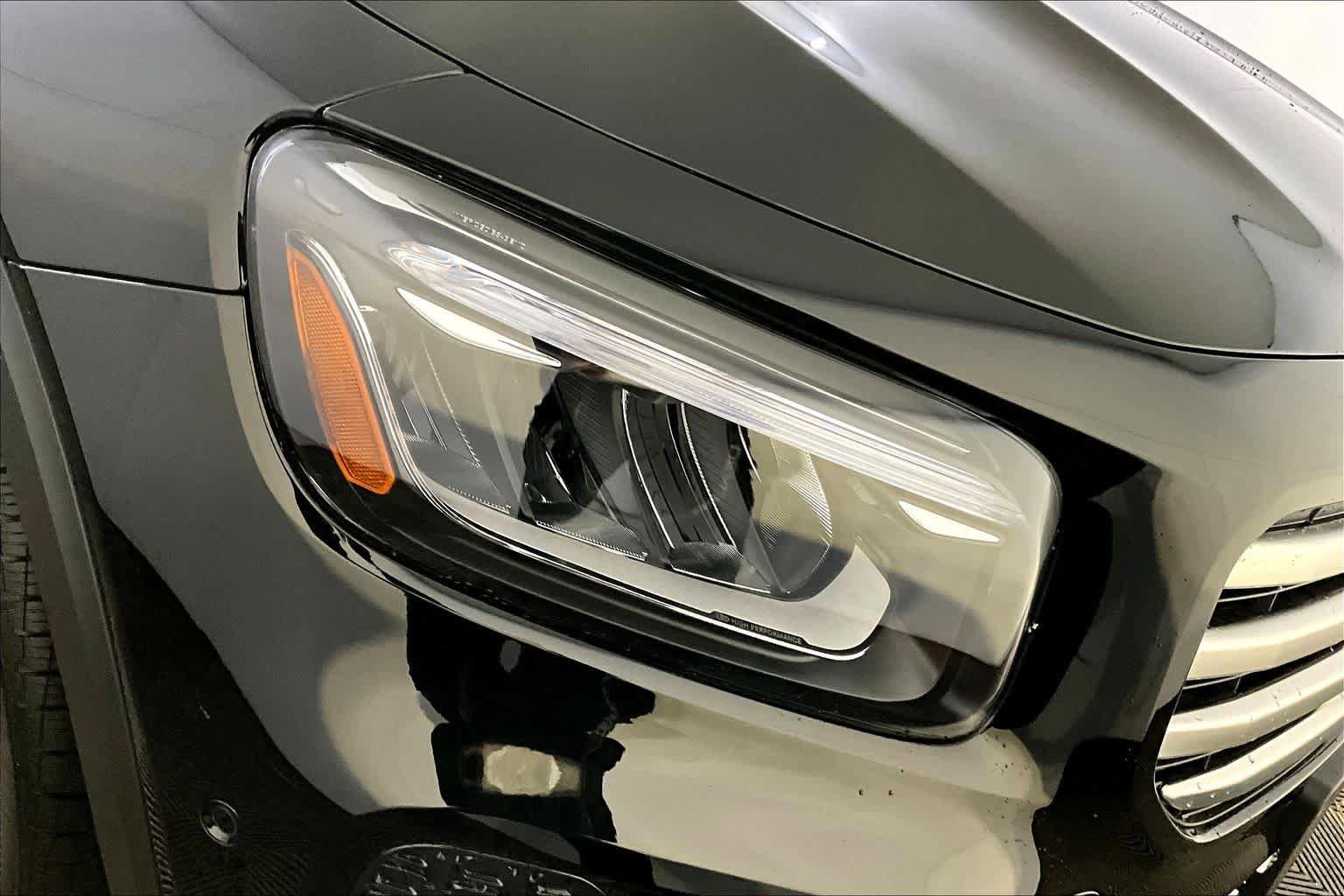 New 2026 Mercedes-Benz GLB 250 4MATIC image 16