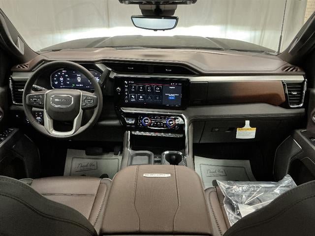 New 2026 GMC Sierra 3500 Denali w/ Denali Reserve Package AWD/4WD image 20