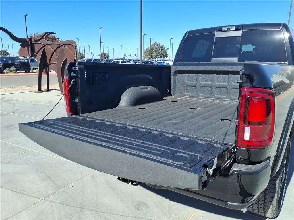 New 2026 RAM 2500 Limited AWD/4WD image 4