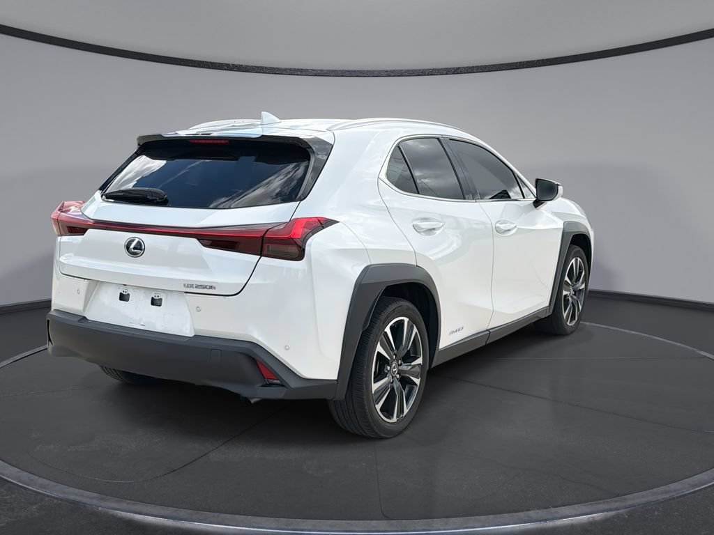 Used 2021 Lexus UX 250h w/ Premium Package AWD/4WD image 11