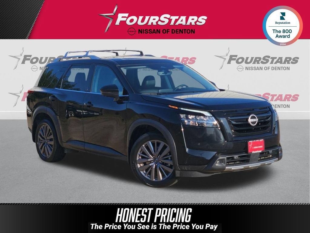Used 2024 Nissan Pathfinder SL w/ SL Premium Package FWD image 1