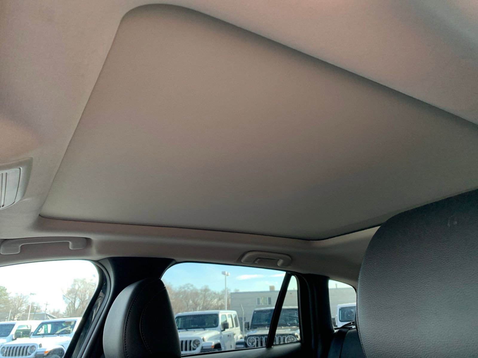 Used 2025 MAZDA CX-50 2.5 Hybrid w/ Premium Plus Pkg image 30