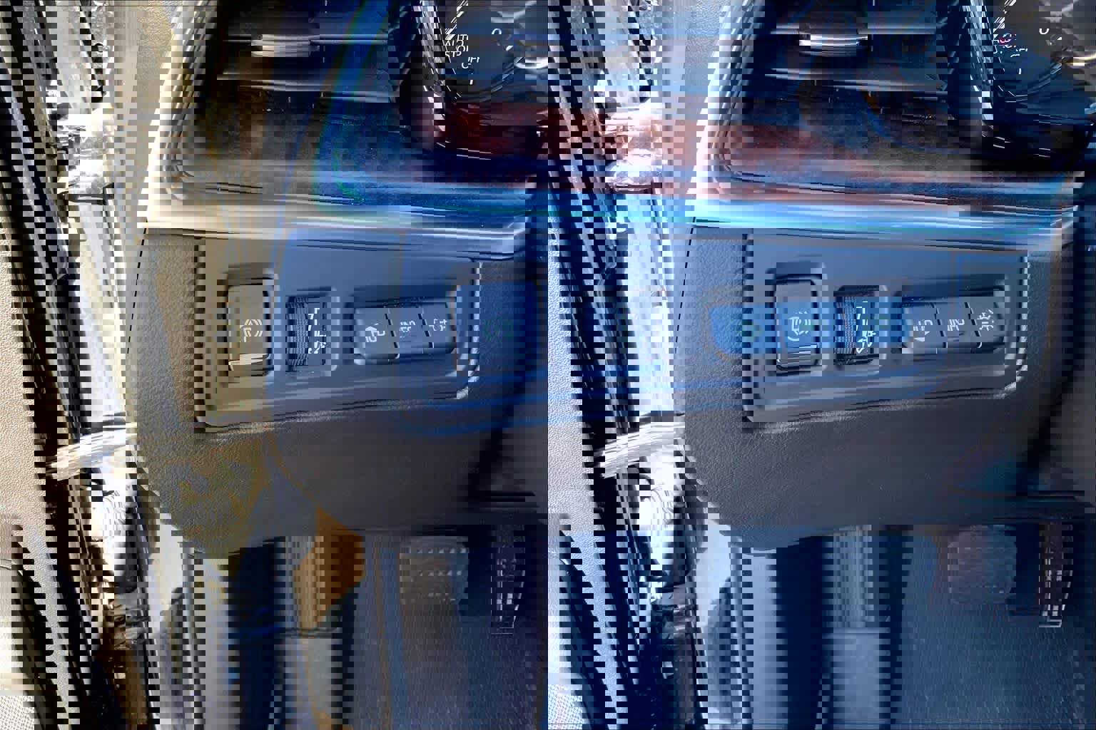 Used 2023 Cadillac XT5 Premium Luxury w/ Technology Package image 32