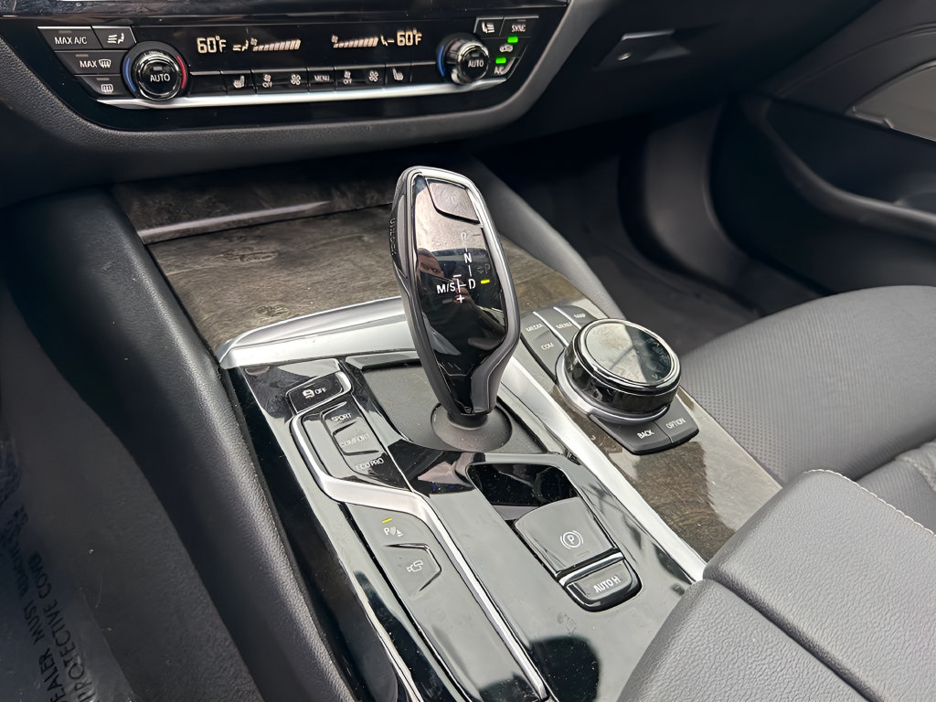 Used 2021 BMW 530i w/ Executive Package RWD image 74