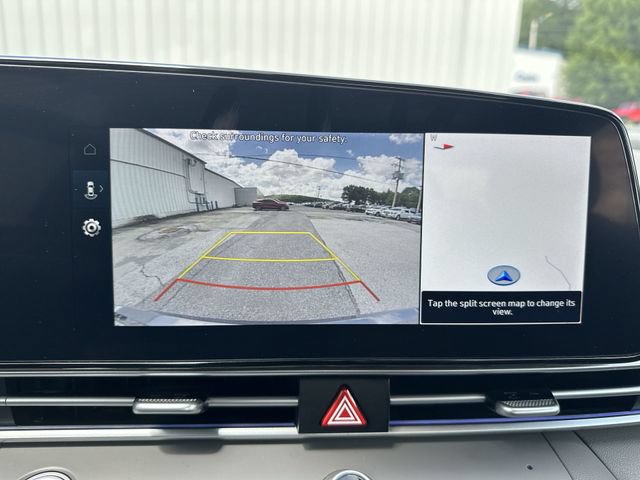 Used 2024 Hyundai Elantra SEL FWD image 24
