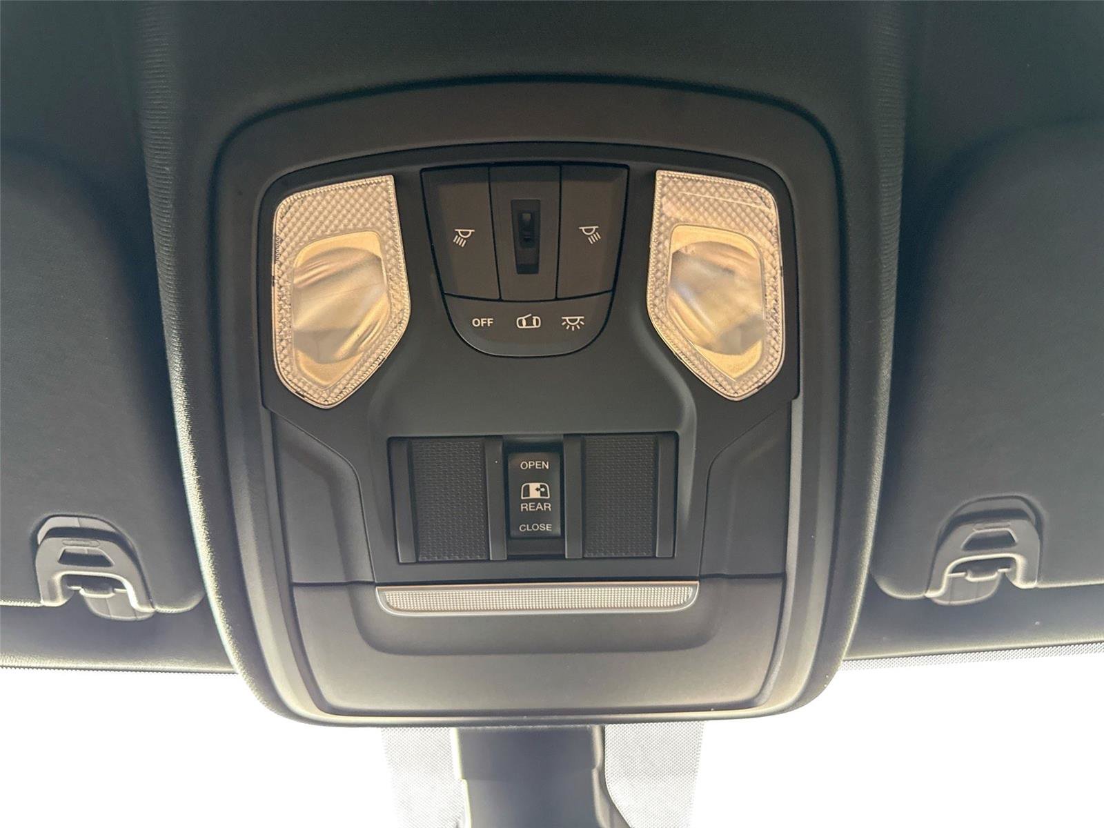 Used 2019 RAM 1500 Big Horn AWD/4WD image 6