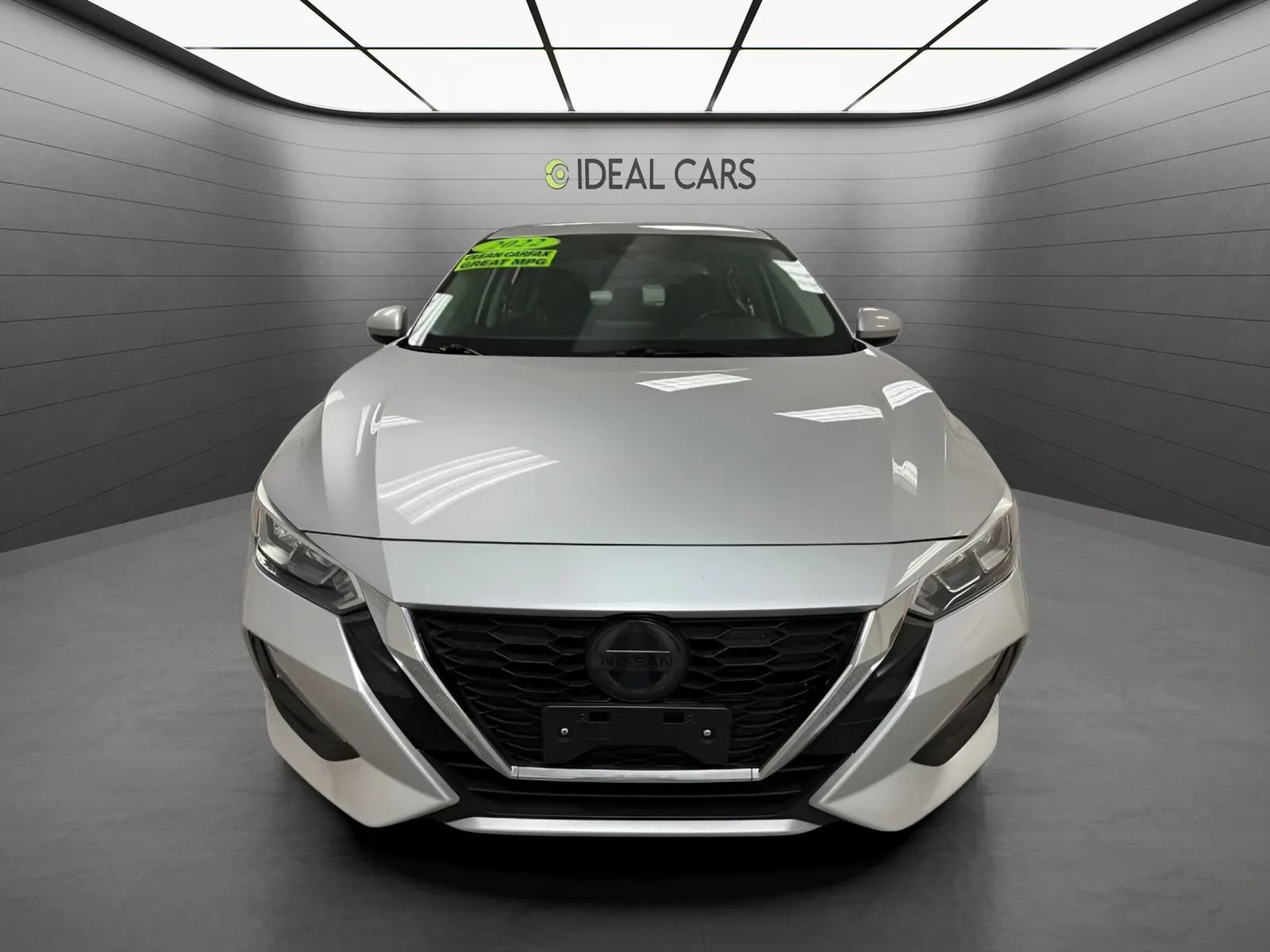 Used 2022 Nissan Sentra SV FWD image 2
