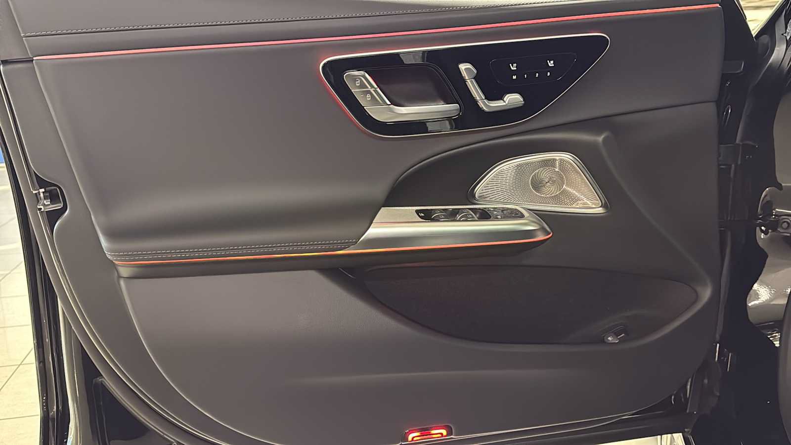 New 2026 Mercedes-Benz E 53 AMG e 4MATIC Wagon image 14