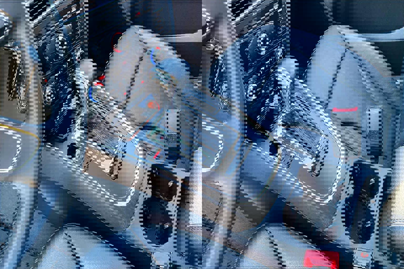 Used 2017 Audi Q5 2.0T Premium image 16