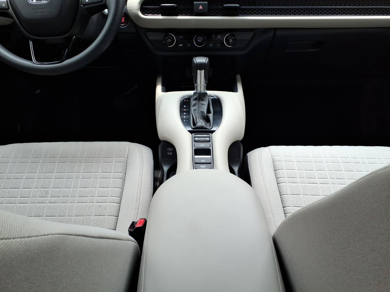 Certified 2026 Honda HR-V LX image 18
