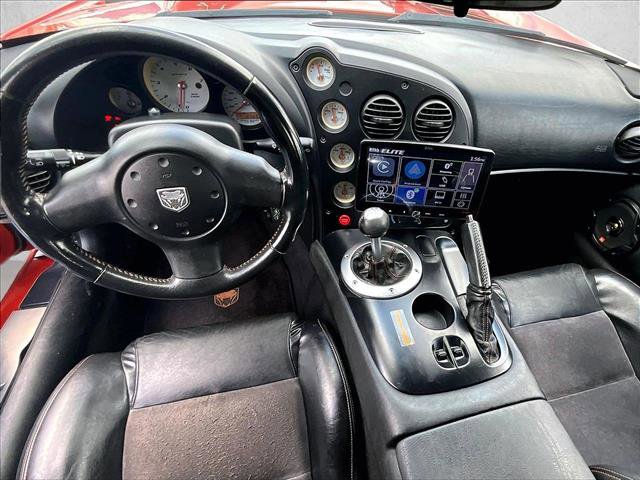 Used 2005 Dodge Viper SRT-10 w/ Copperhead Edition Group RWD image 15