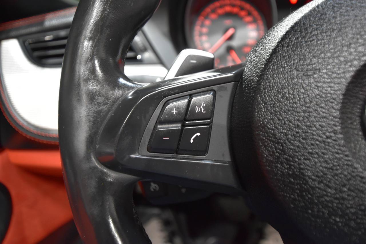 Used 2015 BMW Z4 sDrive35is RWD image 22