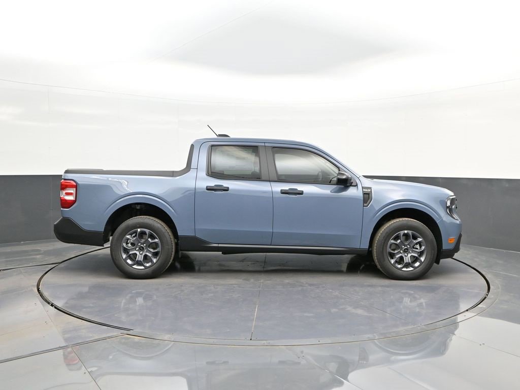 New 2025 Ford Maverick XLT w/ XLT Luxury Package image 24