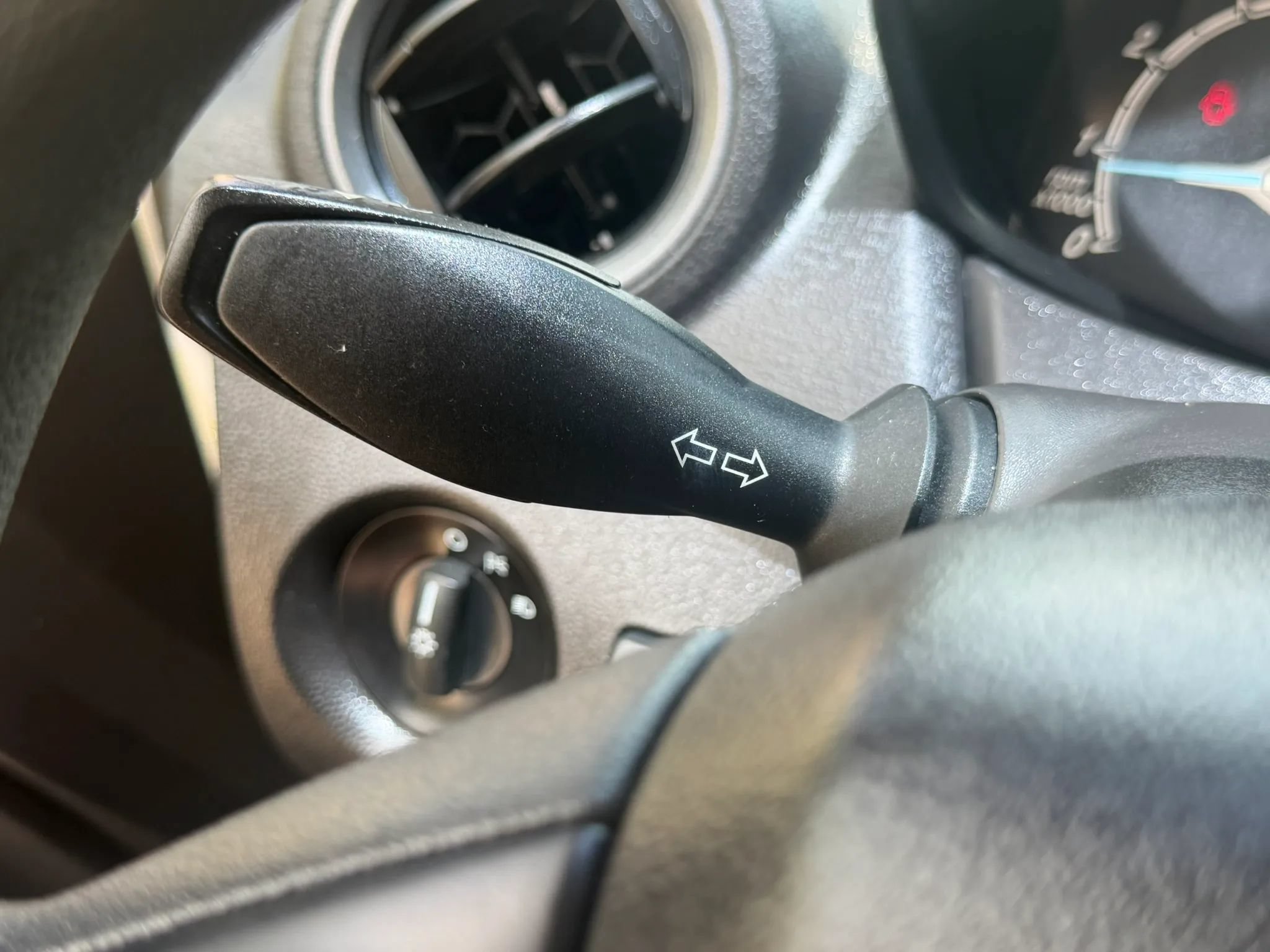 Used 2017 Ford Fiesta S FWD image 17
