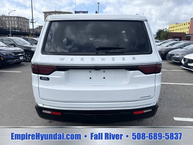 Used 2024 Jeep Wagoneer Series III AWD/4WD image 4