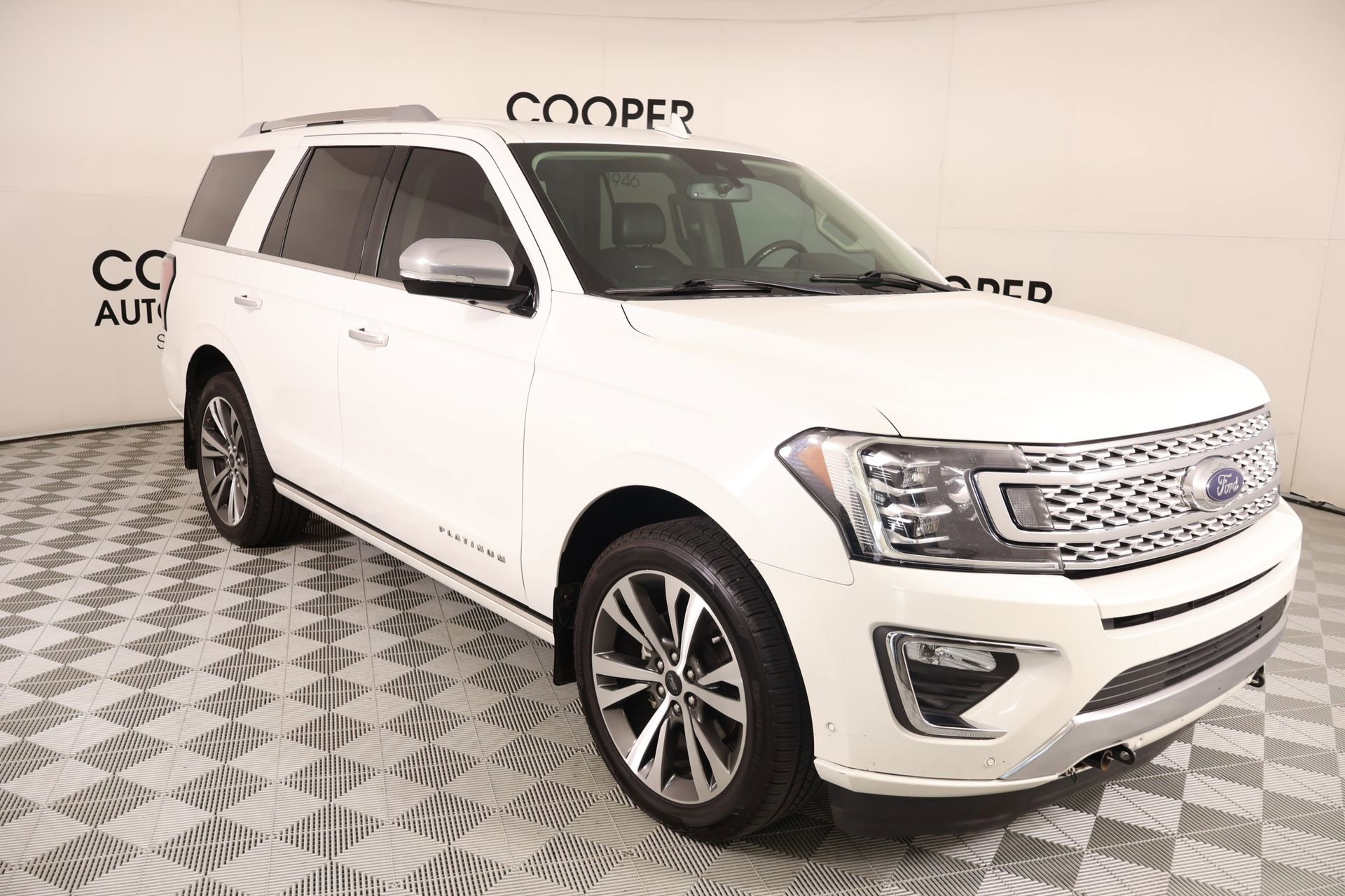Used 2021 Ford Expedition Platinum image 1