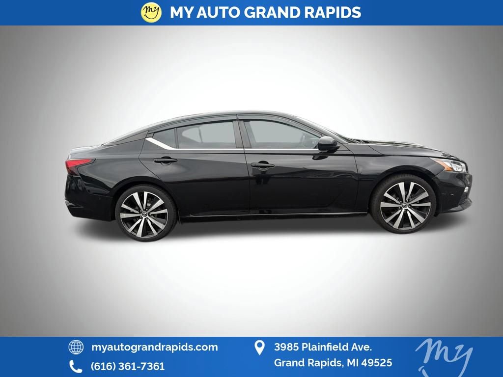 Used 2019 Nissan Altima 2.5 SR FWD image 4
