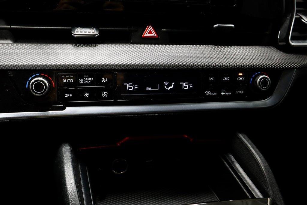 Used 2024 Kia Sportage LX image 30