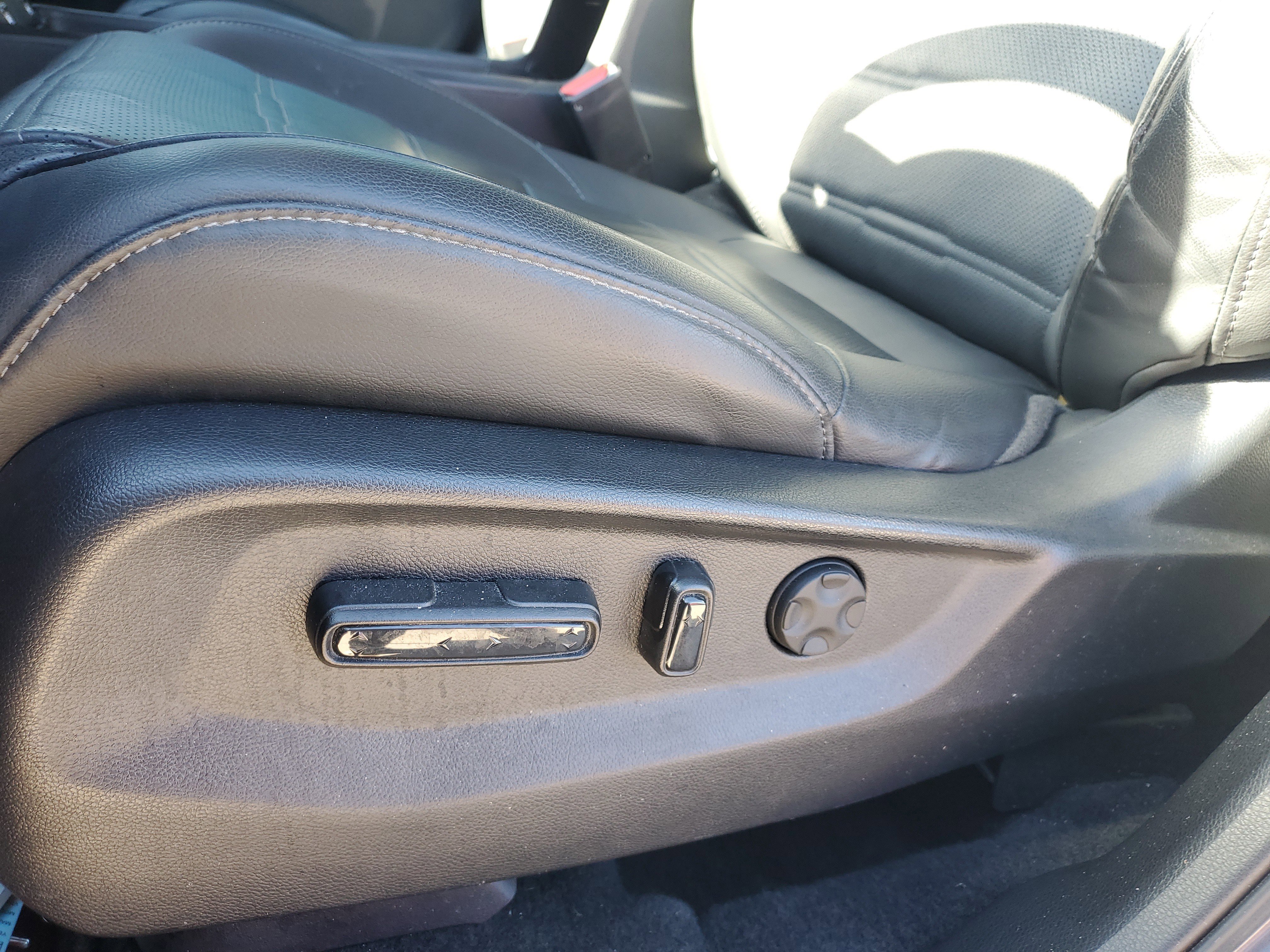 Used 2022 Honda CR-V EX-L image 22