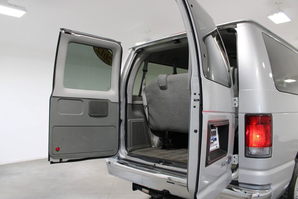 Used 2012 Ford E-350 and Econoline 350 XLT image 18