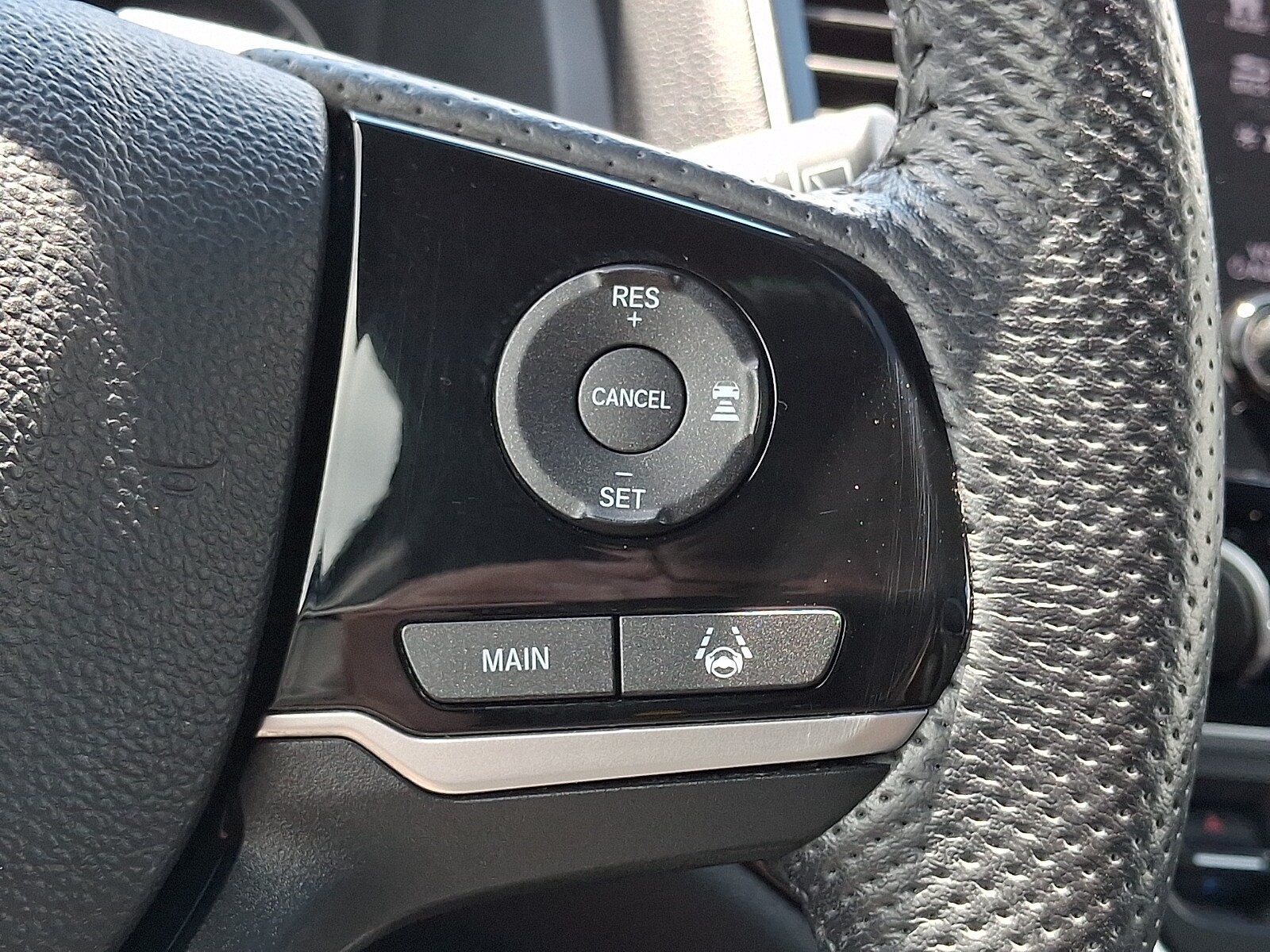 Used 2020 Honda Passport Touring image 25