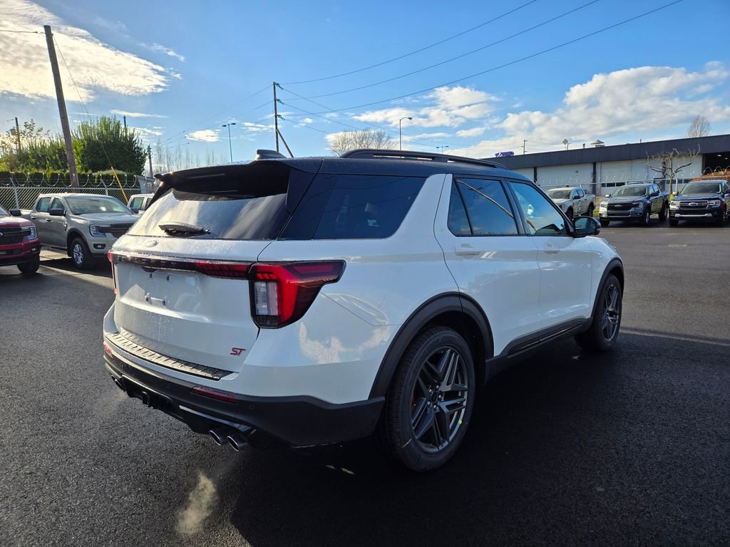 New 2026 Ford Explorer ST image 4