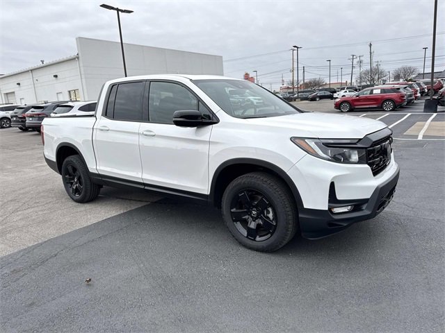 Used 2025 Honda Ridgeline Black Edition image 5