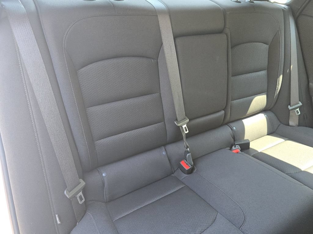 Used 2024 Chevrolet Malibu LT FWD image 17