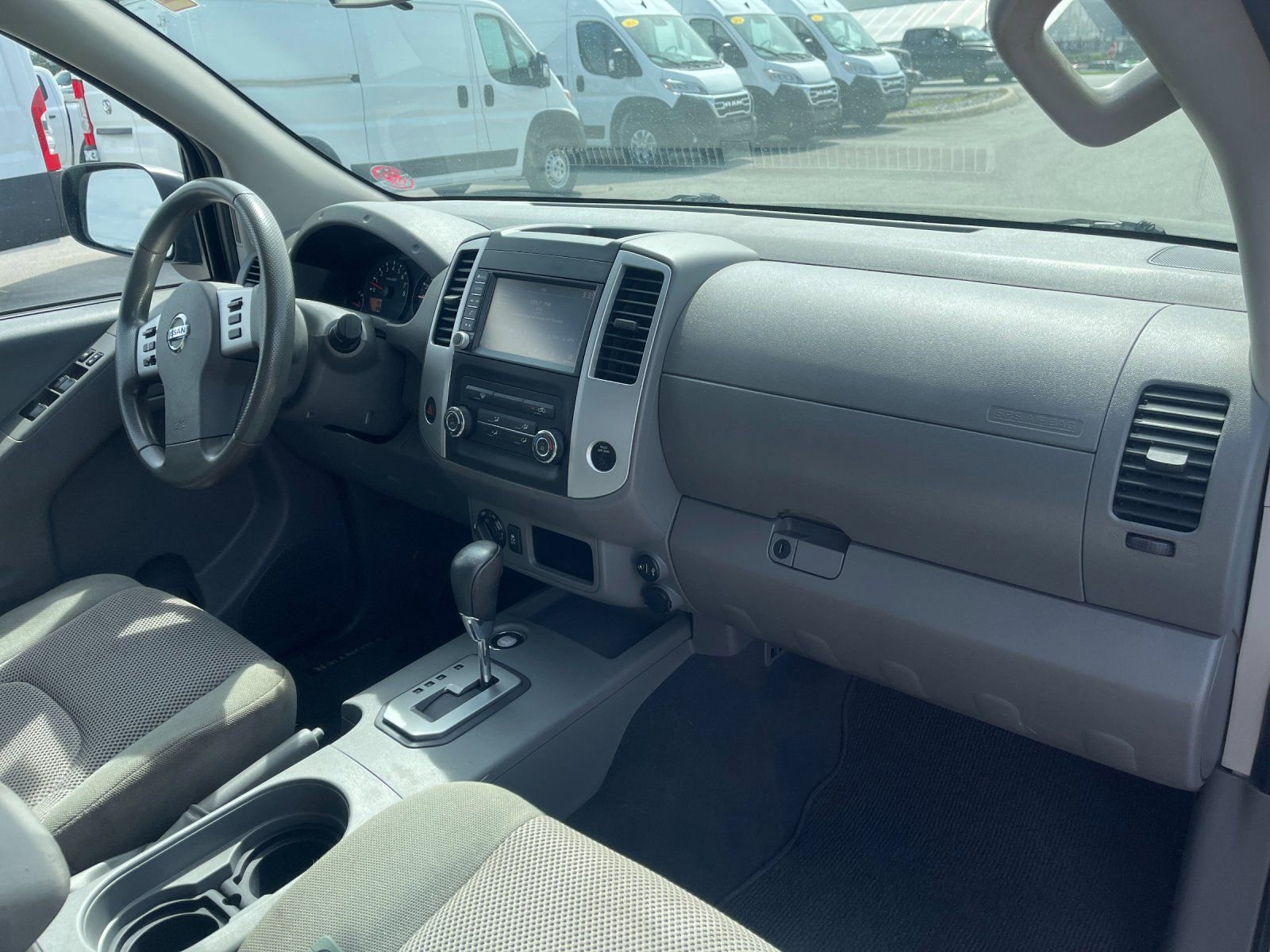 Used 2021 Nissan Frontier SV image 17