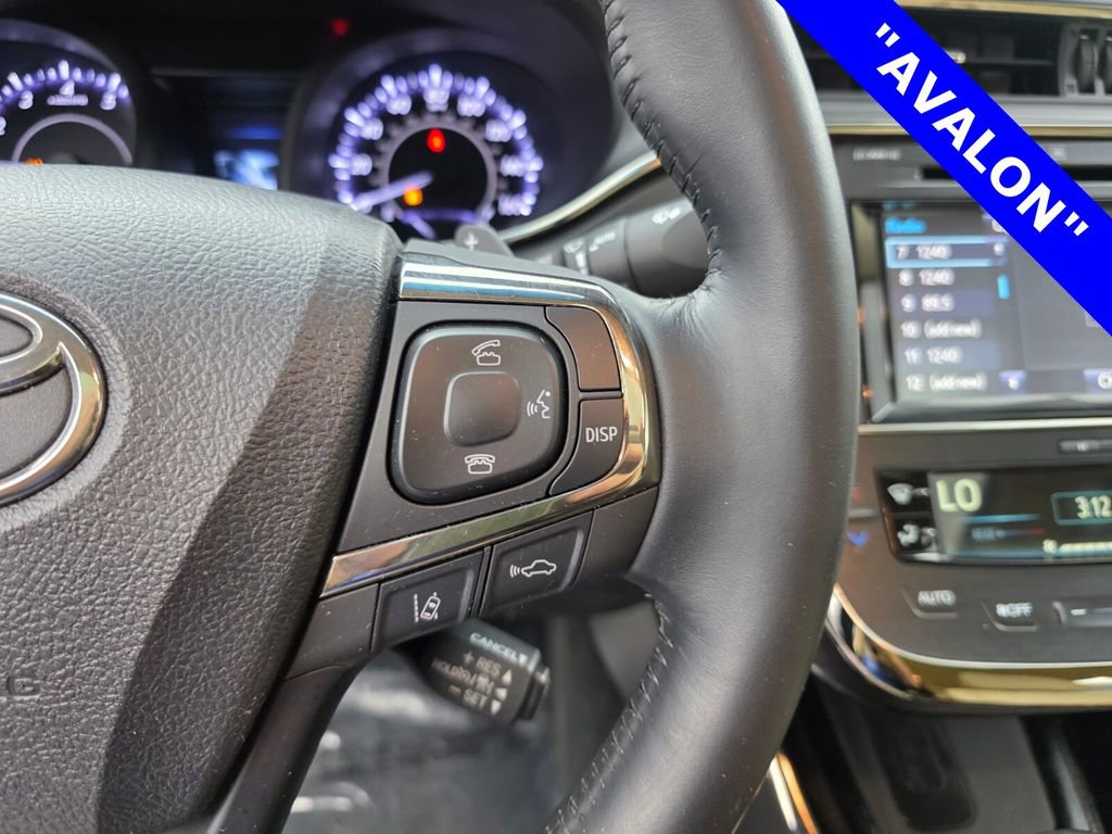 Used 2017 Toyota Avalon Limited image 20