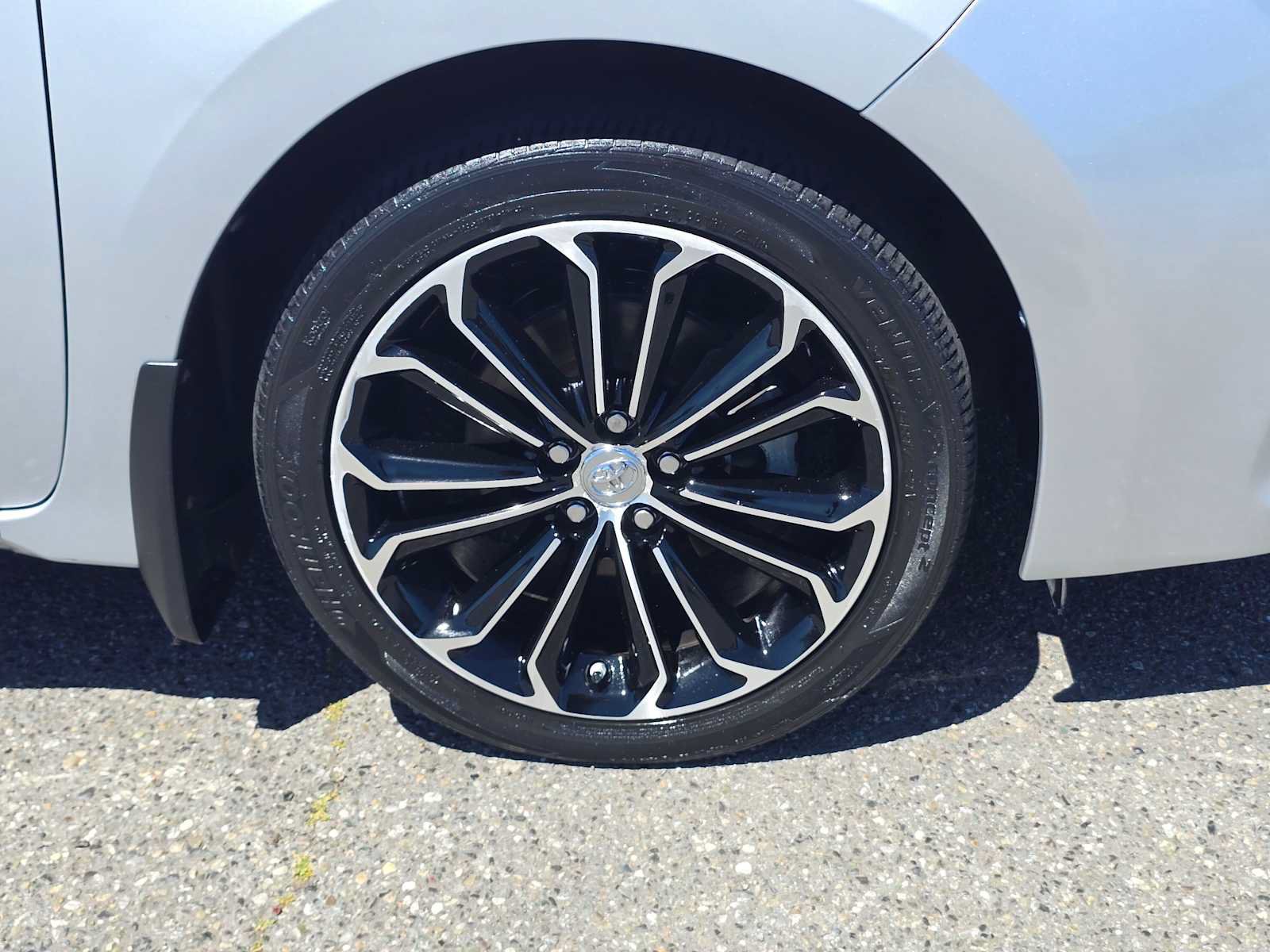 Used 2016 Toyota Corolla S FWD image 9