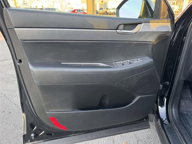 Used 2022 Hyundai Palisade SE image 21