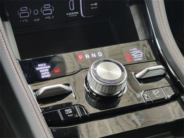 New 2025 Jeep Grand Cherokee Summit image 27